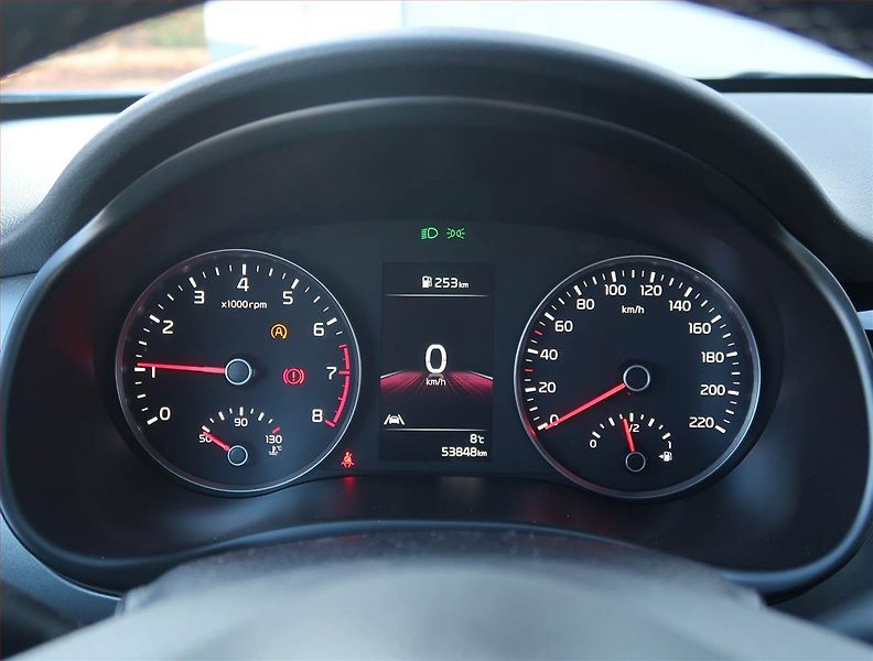 Kia Stonic (2023) Exclusive 1.0 T-GDI, EXCLUSIVE - fotka 11 z 21