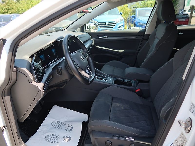 Volkswagen Golf 1,5 TSi,110kW,1majČR,Style,DPH - fotka 12 z 24
