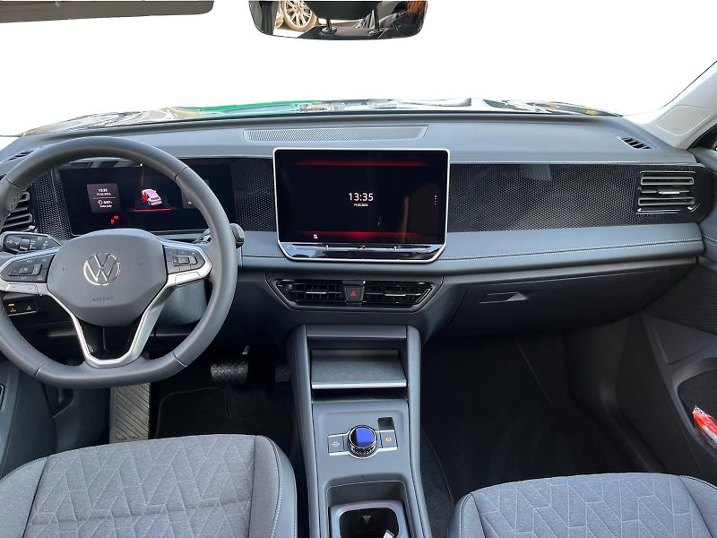 Volkswagen Tiguan 1,5 TSI 150 kW eHybrid People - fotka 5 z 24