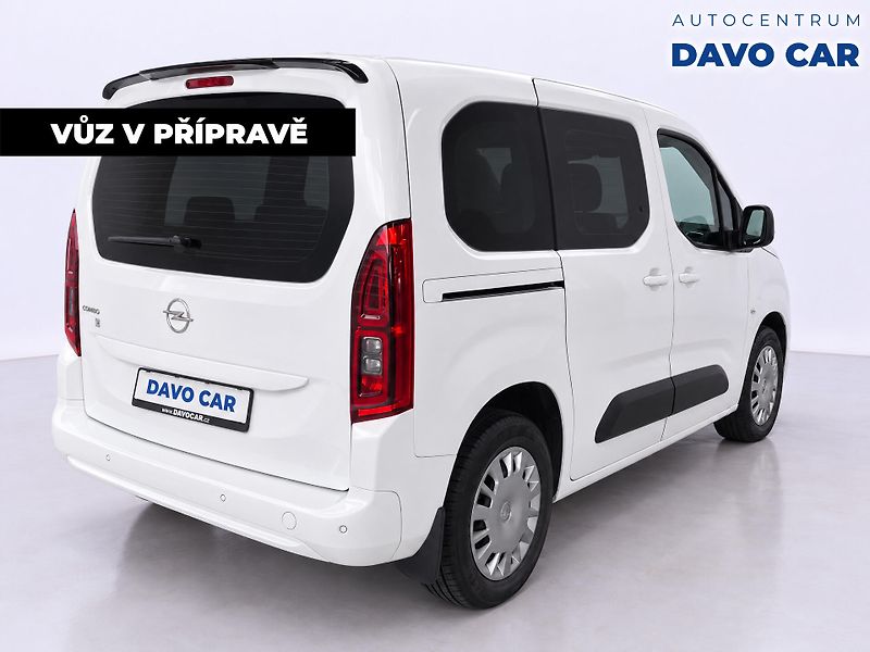 Opel Combo 1,2 Turbo 81kW Edition Plus CZ - fotka 5 z 12