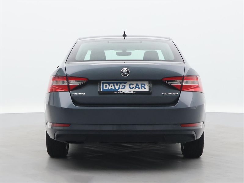 Škoda Superb 2,0 TDI 110kW Ambition DPH CZ - fotka 6 z 26