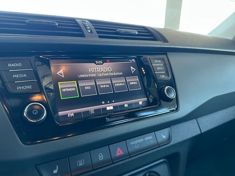 Škoda Fabia (2019) 1.0MPi APP, VÝHŘEV SED. - fotka 10 z 14