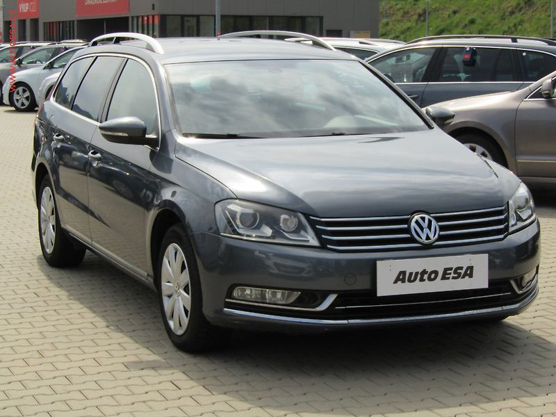 Volkswagen Passat (2011) 1.4TSi, DSG, park.čidla - fotografie inzerátu