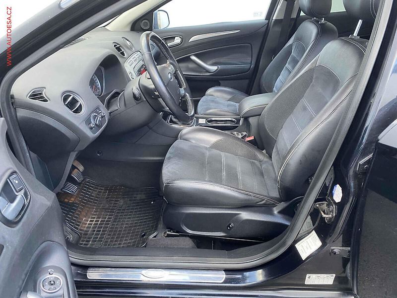 Ford Mondeo (2008) 2.2 TDCi, autoAC - fotka 9 z 20