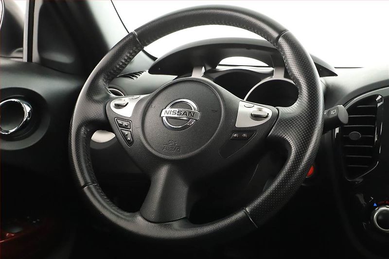 Nissan Juke (2012) 1.6 i, Automat, Navi, Tempomat - fotka 8 z 16