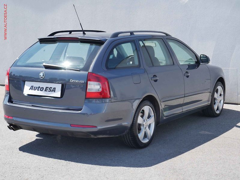 Škoda Octavia (2010) 1.4 TSI, Sport - fotka 4 z 16