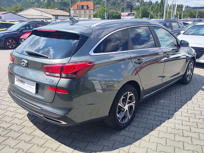 Hyundai i30 1.5 T-GDI/117kW Smart Navi - fotka 5 z 34