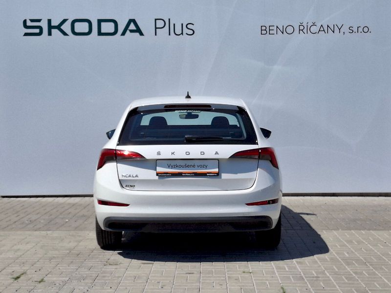 Škoda Scala (2022) Ambition 1,0TSi 70kW - fotka 12 z 27