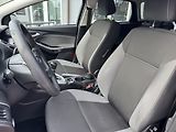 Ford Focus (2011) 1.6Ti-VCT Klima Parkování - náhled 26