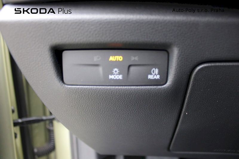 Škoda Superb (2025) 2.0 TDI 110 kW Selection - fotka 12 z 25