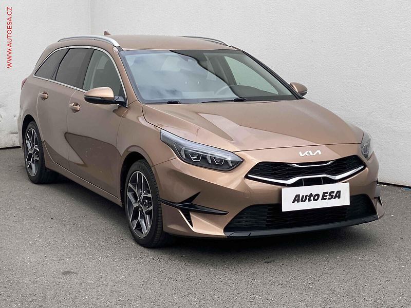 Kia Ceed (2023) 1.5 T-GDi SW, 1.maj,ČR, TOP - fotografie inzerátu