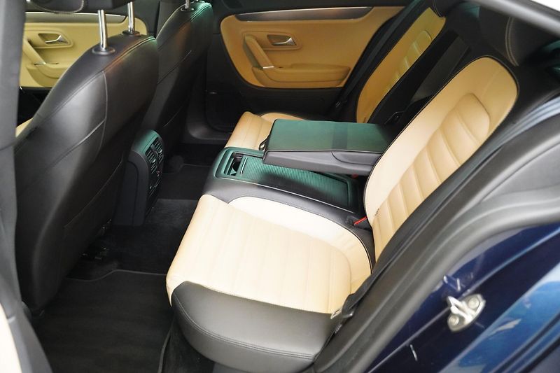 Volkswagen CC - fotka 27 z 28