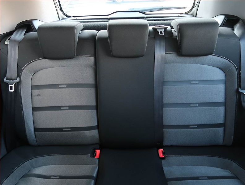 Fiat Punto Evo (2010) 1.2, nová STK, jezdí dobře - fotka 10 z 15