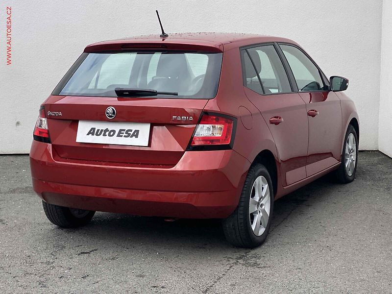 Škoda Fabia (2016) 1.2 TSi, Ambition, +kola - fotka 4 z 17