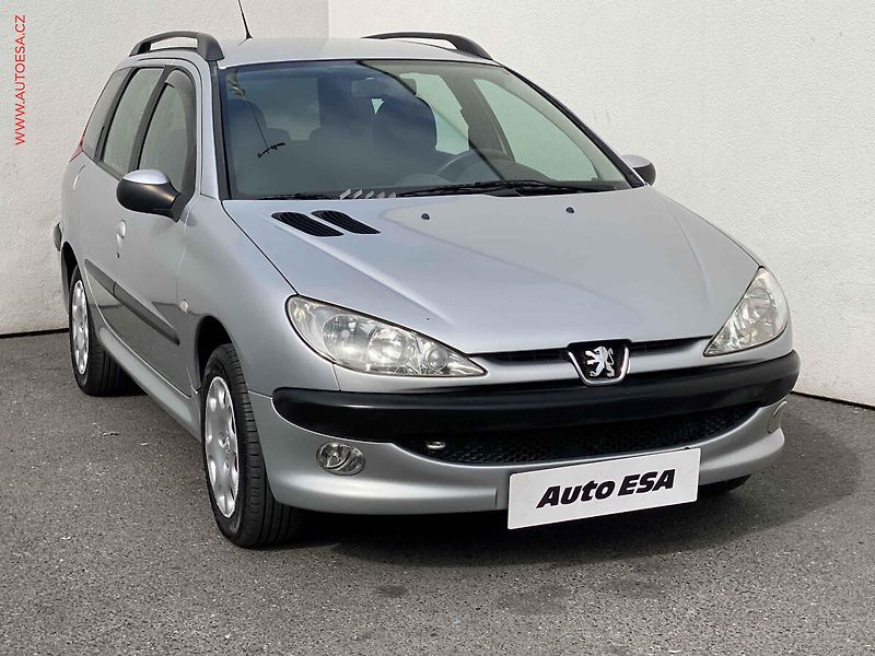 Peugeot 206 (2005) 1.4 i, ČR, STK6/28 - fotografie inzerátu