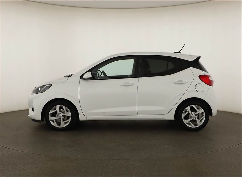 Hyundai i10 (2022) 1.0, Serv.kniha - fotka 3 z 13