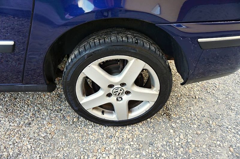 Volkswagen Sharan (2007) 2,0 TDI 103 kW - fotka 20 z 43