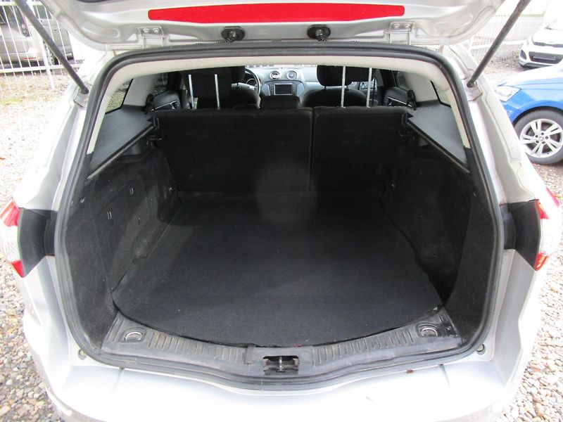 Ford Mondeo 2,0TDCI-103KW-NOVÝ OLEJ+FILTRY - fotka 6 z 13
