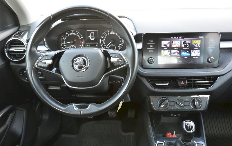 Škoda Fabia (2023) 1.0 TSI 70 KW Ambition PLUS - fotka 5 z 24