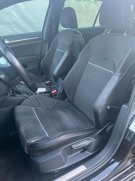 Volkswagen Golf (2018) GTD - fotka 21 z 26