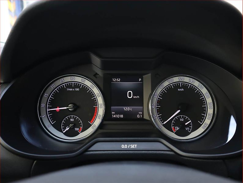 Škoda Octavia (2018) 2.0 TDI, Serv.kniha, Tempomat - fotka 11 z 20