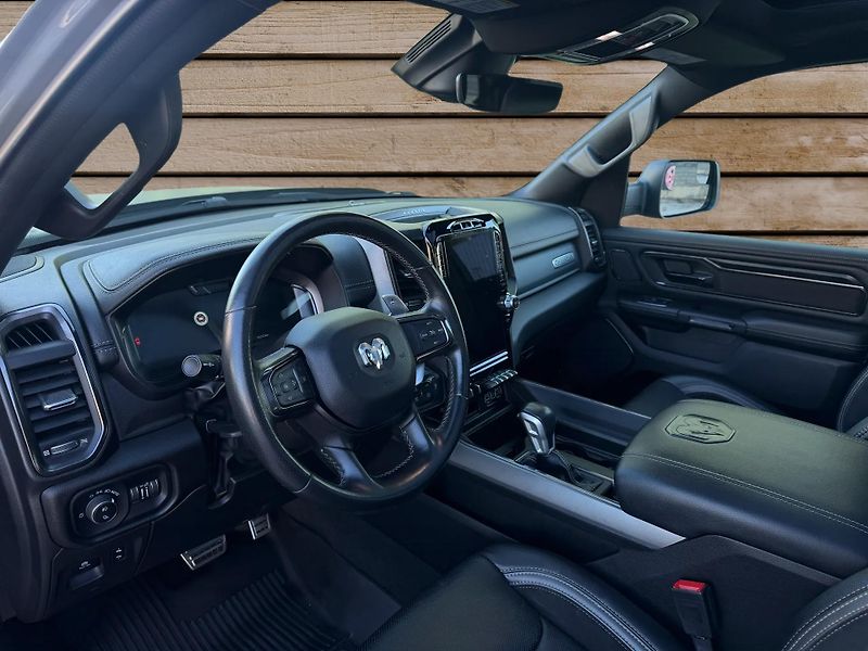 Dodge RAM (2023) +LARAMIE G/T+TRX PAKET+DPH+ - fotka 13 z 24