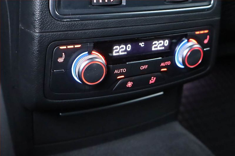 Audi A6 (2014) 3.0 TDI, 4X4, Automat, Navi - fotka 24 z 26