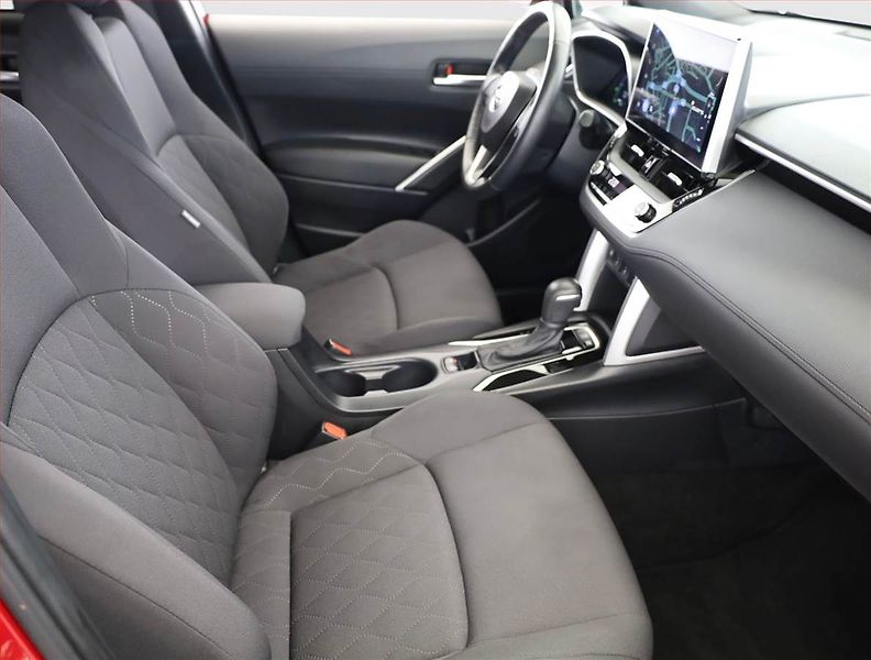 Toyota Corolla Cross (2024) 2.0 Hybrid 2WD - fotka 7 z 19