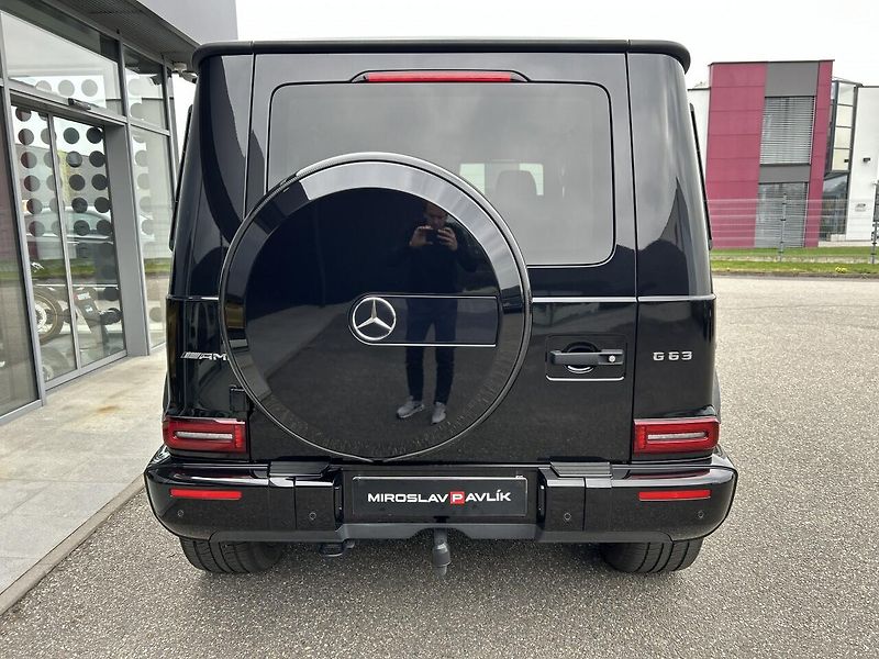 Mercedes-Benz Třídy G G 63 AMG Night - fotka 6 z 38