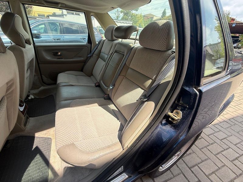Volvo S70 (1997) 2.4i Automat - fotka 9 z 13