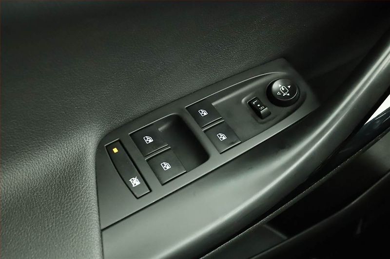 Opel Astra (2022) 1.5 CDTI, Tempomat - fotka 16 z 18