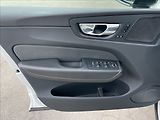 Volvo XC60 2,0 B4 A8 Ultimate Dark - náhled 15