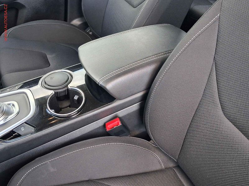 Ford S-MAX (2020) 2.0TDi, 1.maj,ČR, AT, navi - fotka 24 z 26
