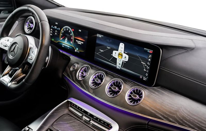 Mercedes-Benz AMG GT 43 4M  Větrání a pamět sedadel - fotka 20 z 21