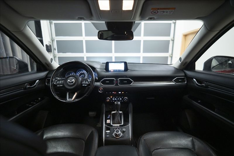 Mazda CX-5 2,5 SKYACTIV AWD AT NAVI TAŽNÉ - fotka 14 z 45