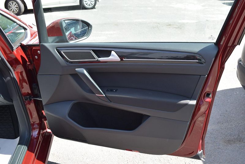 Volkswagen Golf Sportsvan (2020) 1.5TSI 110kw DSG 7° HIGHLINE  - fotka 43 z 50