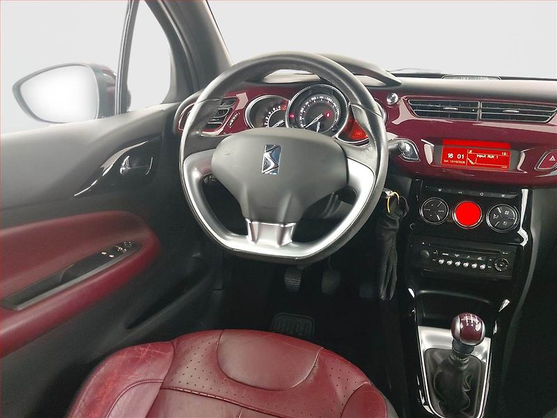 Citroën DS3 (2010) 1.6 VTi, Serv.kniha, nová STK - fotka 7 z 19