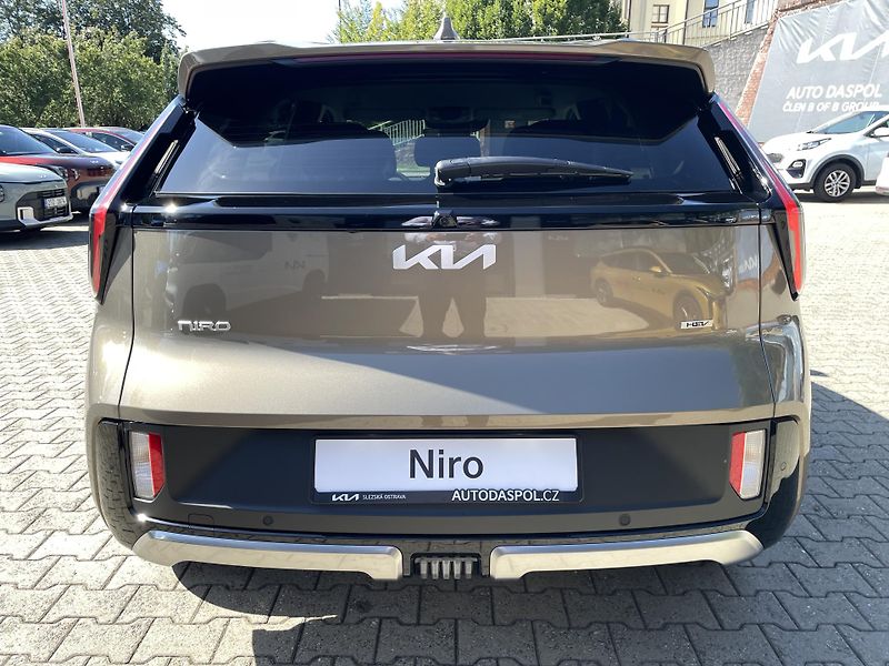 Kia Niro (2026) 1,6 HEV 6DCT STYLE 2027 - fotka 4 z 28