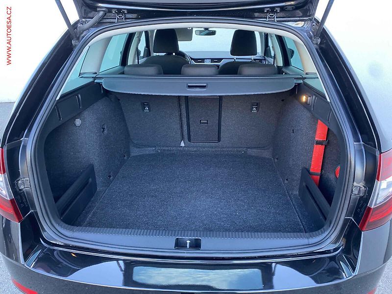 Škoda Octavia (2019) 2.0 TSi, Style, DSG, LED, TZ - fotka 7 z 18