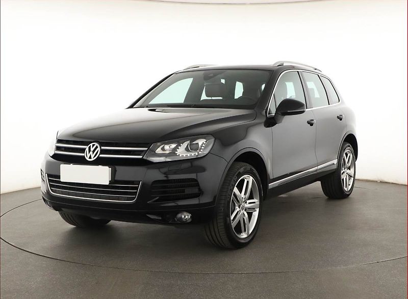 Volkswagen Touareg (2012) 3.0 TDI, 4X4, Automat - fotka 2 z 21