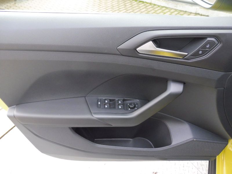Volkswagen T-Cross (2025) 1,0 TSI 70kW - fotka 17 z 26