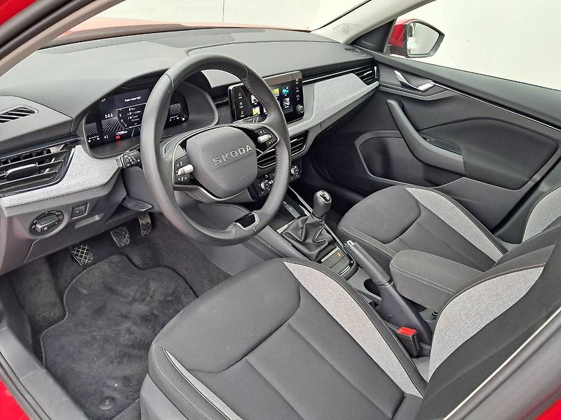 Škoda Kamiq (2024) Selection 1.0 TSI / 85 kW  M6 - fotka 18 z 26