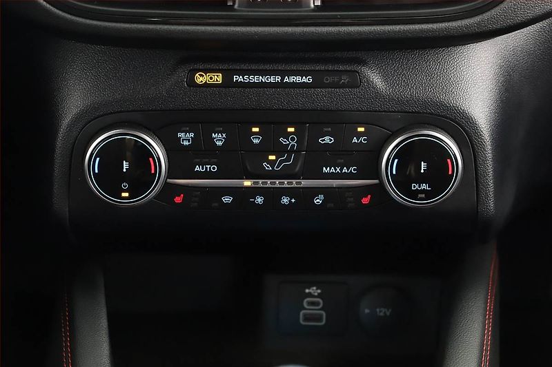 Ford Kuga (2024) ST-Line 1.5 EcoBoost - fotka 12 z 20