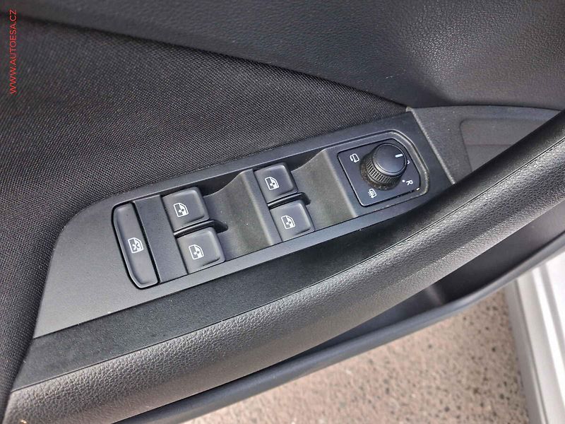 Škoda Kamiq (2019) 1.5 TSi, 1.maj,ČR, Style - fotka 11 z 16