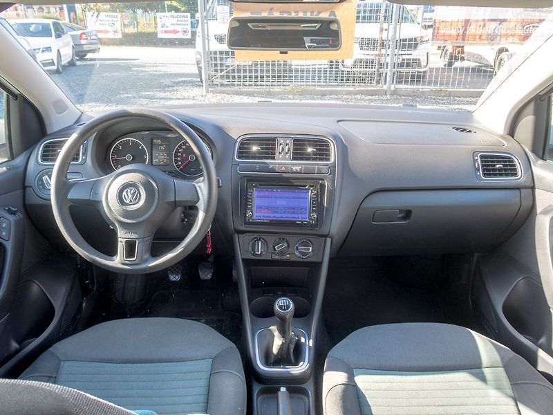 Volkswagen Polo (2011) 1.2TDI – MINIMÁLNÍ SPOTŘEBA - fotka 11 z 34