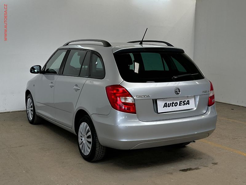 Škoda Fabia (2014) 1.2 TSi, ČR, AC, temp, STK3 - fotka 6 z 13