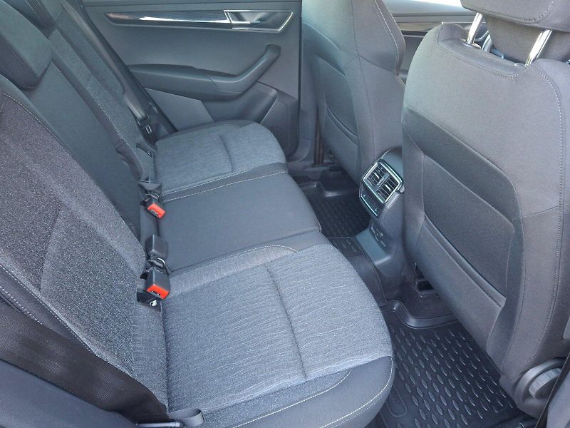 Škoda Karoq (2020) Style DSG 1,5TSi 110kW - fotka 16 z 35