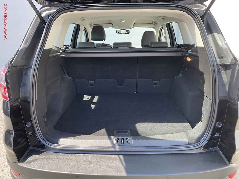 Ford Kuga (2019) 1.5 EB, Titanium, AT, navi - fotka 7 z 19