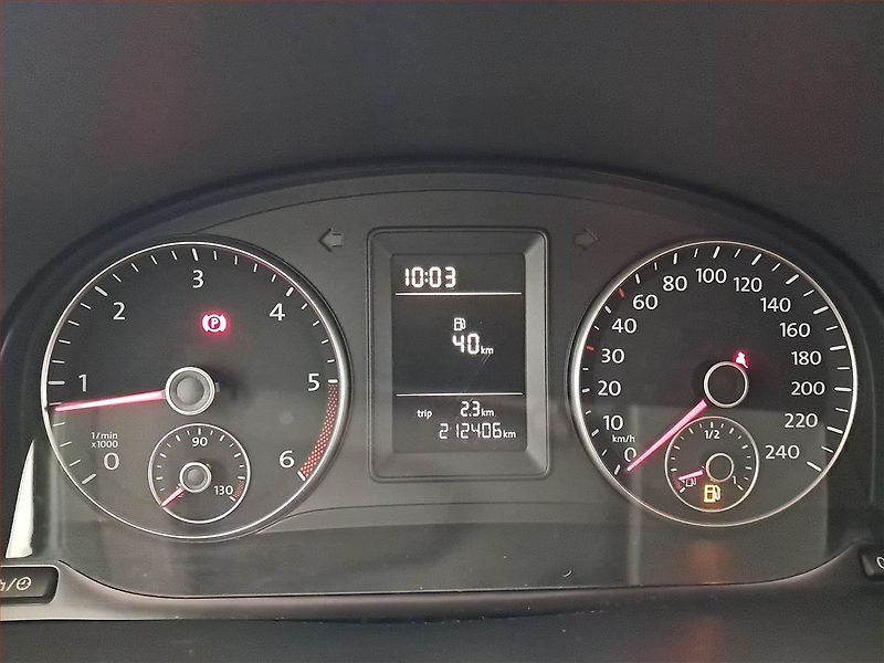 Volkswagen Caddy (2013) 1.6 TDi, 5Míst, ČR, DPH - fotka 11 z 16