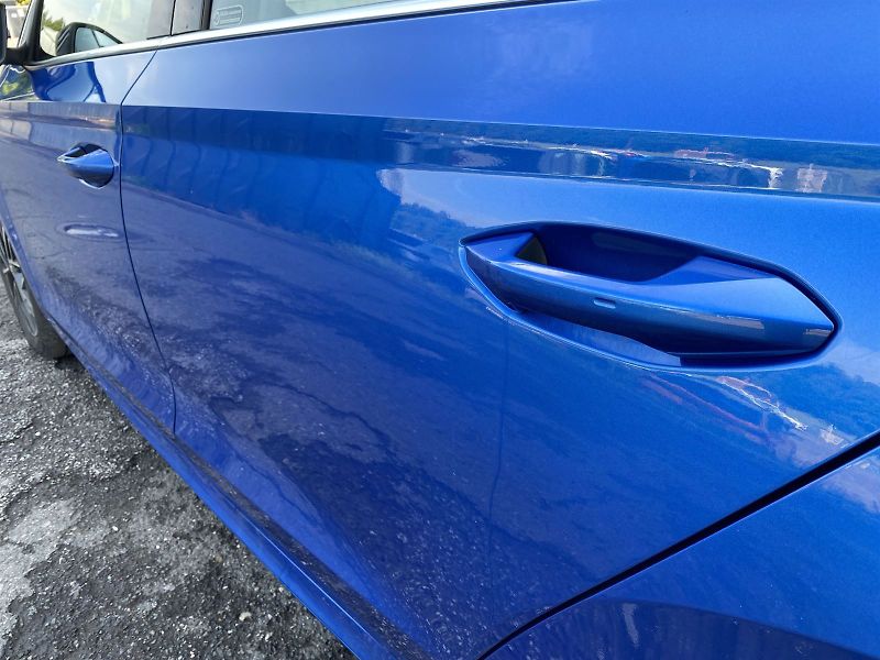 Škoda Octavia (2023) Combi 1.5 TSI M-HEV DSG Style+ - fotka 35 z 39